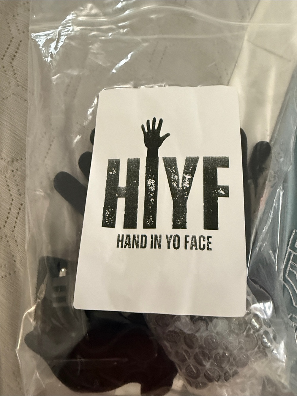 (HIYF) Kids Black Gloves
